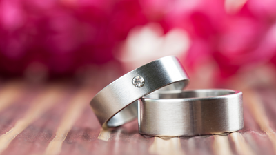 How to Choose a Men’s Wedding Band?