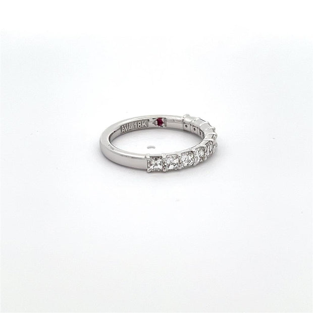 Ava Couture Asscher Cut Diamond Band in 18k White gold. 1.12 ct. G-H/VS