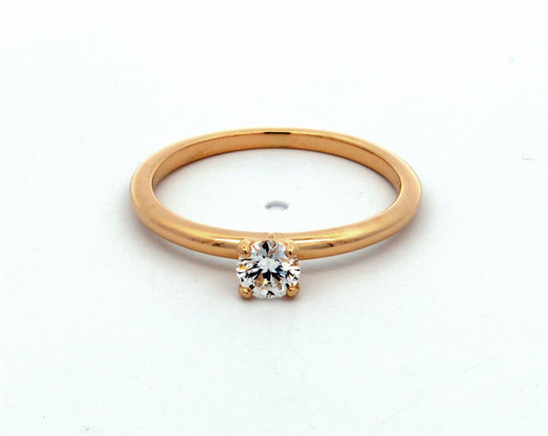 Diamond Solitaire in 14k Yellow Gold. .24 ct