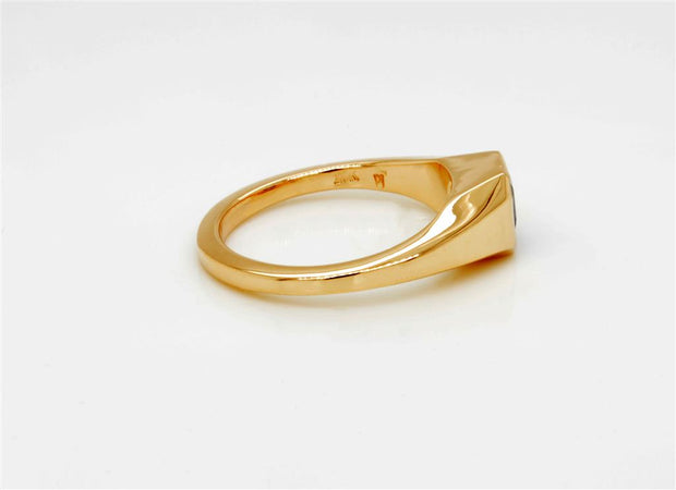 Asscher Cut Blue Sapphire Ring in 14k Yellow Gold. 1.068 ct