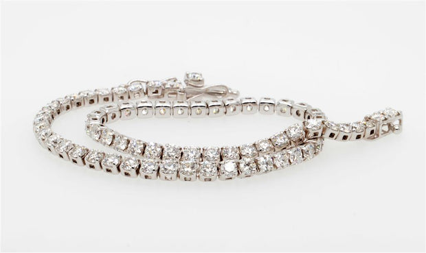 Diamond Bracelet in 14k white gold. 3.0 ctw